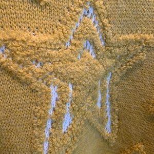 Sweater yellow size Medium